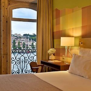 Double or Twin Vintage River View Balcony